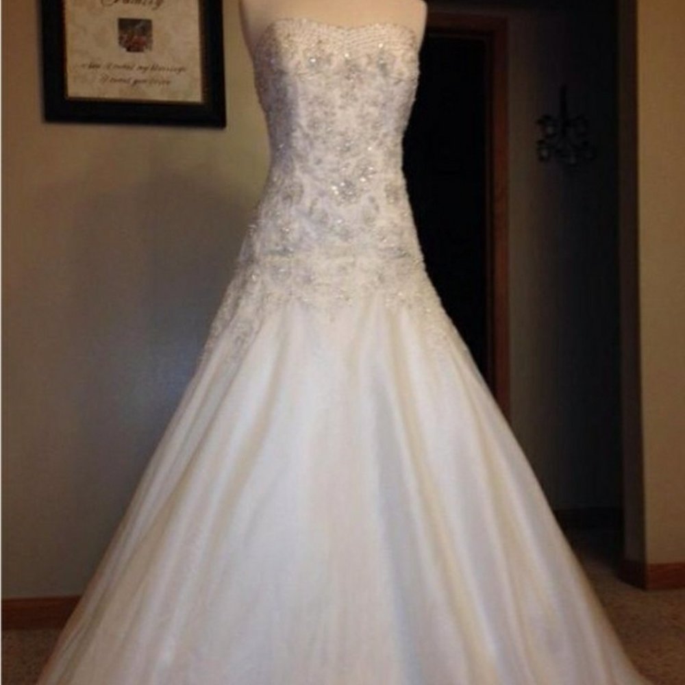 NWT Oleg Cassini Romantic Ball Gown/Pale Ivory ~ Sz 4